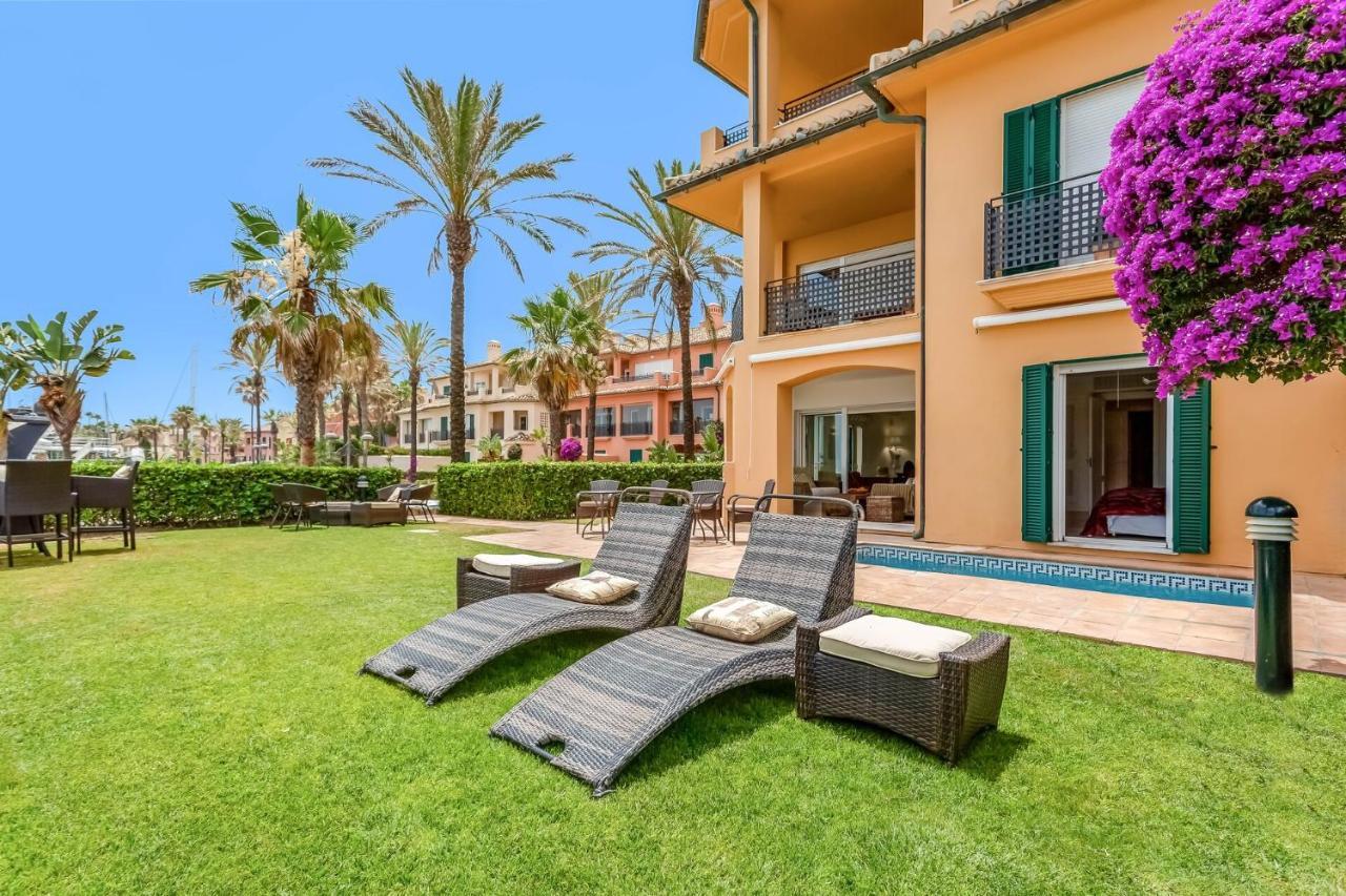 Yolo Spaces - Sotogrande - Puerto Boutique Apartment Exterior foto